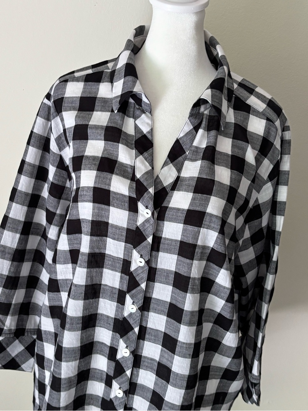Foxcroft Black and White Check Button-Front Blouse - Picture 2 of 11